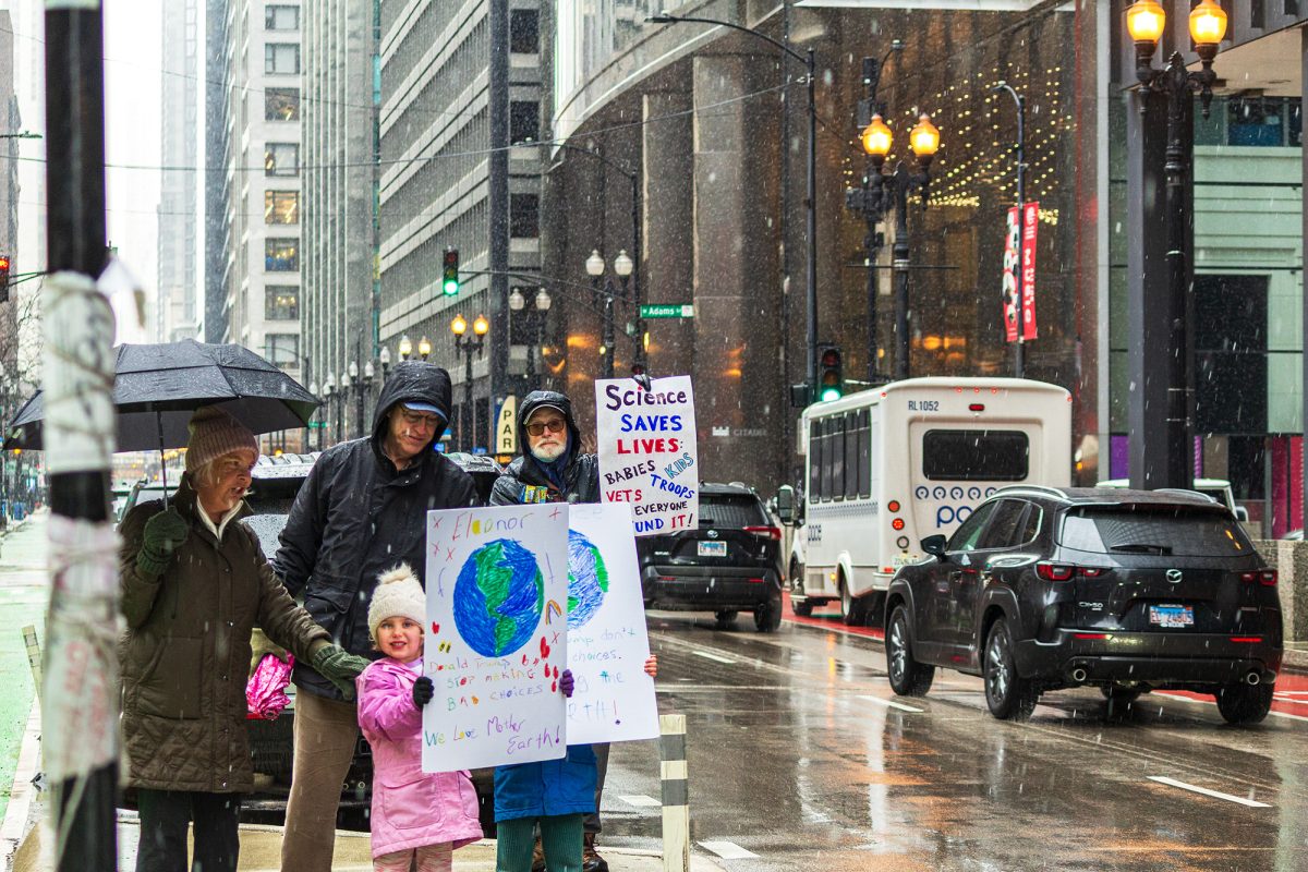 UChicago Researchers ‘Stand Up for Science’ at Downtown Rally
